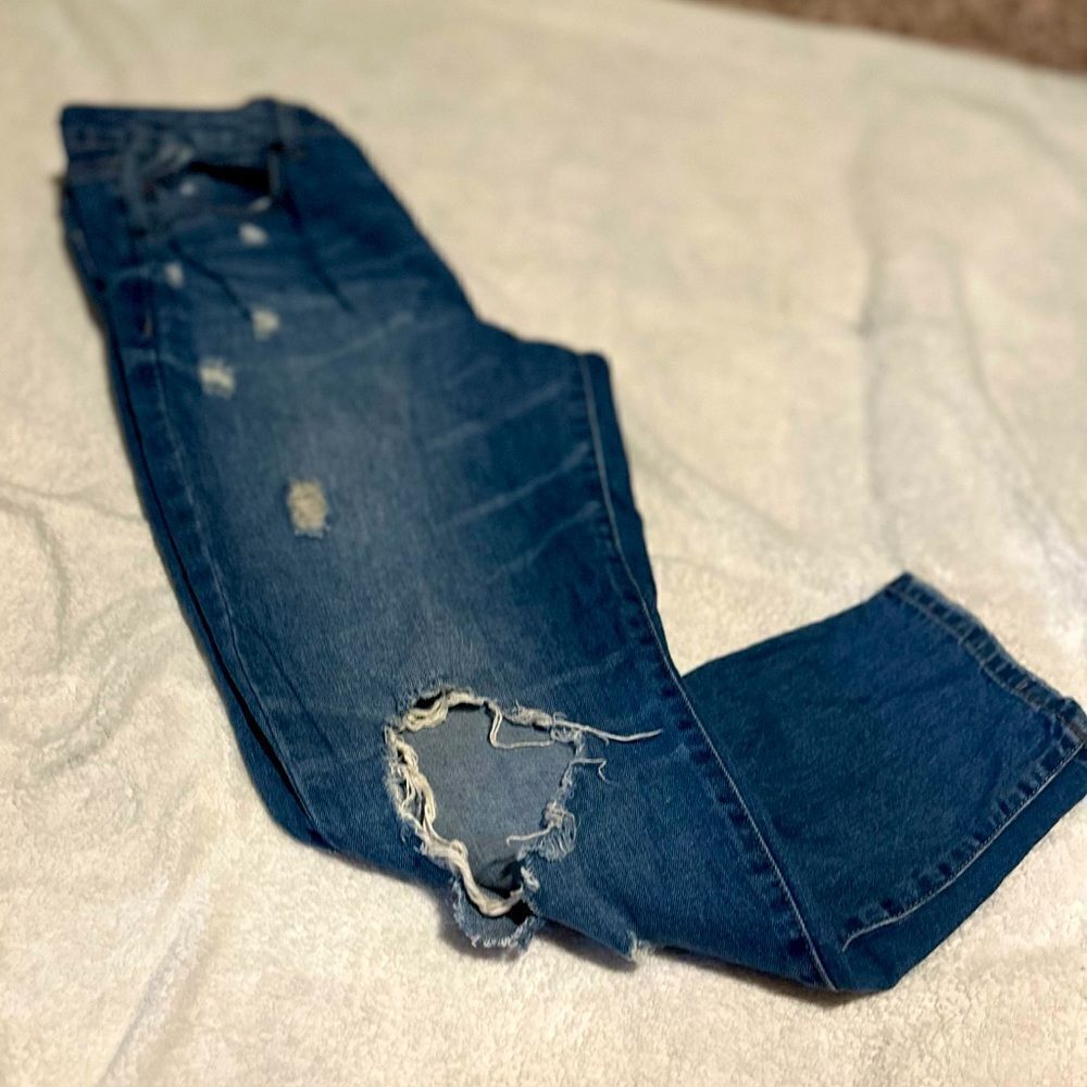 Mid Rise Skinny Denim Jeans!